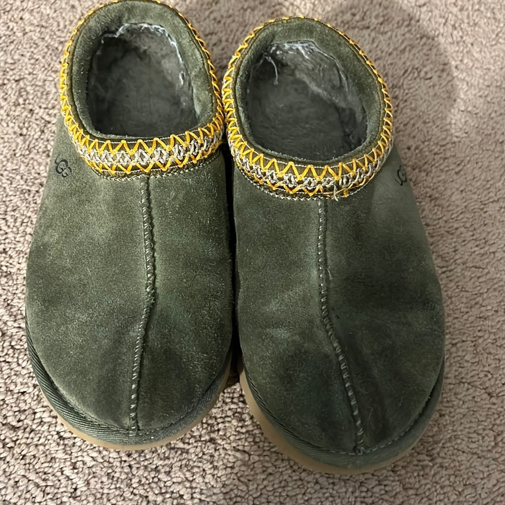 Tasman Uggs